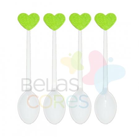 colherzinha-branca-aplique-coracao-verde-claro colherzinha-branca-aplique-coracao-verde-claro